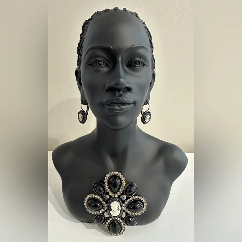 Vintage Black Cameo Brooch and Earring Set – Perfect Condition